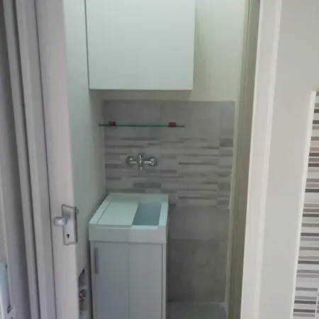 Апартаменти Damm House